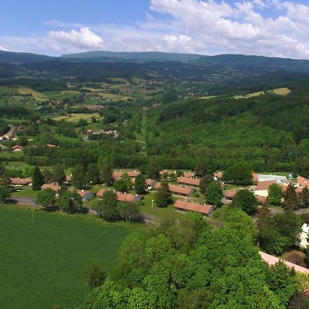 Vvf Villages « Les Monts Du Forez » Saint-Jean-La-Vetre Exterior foto